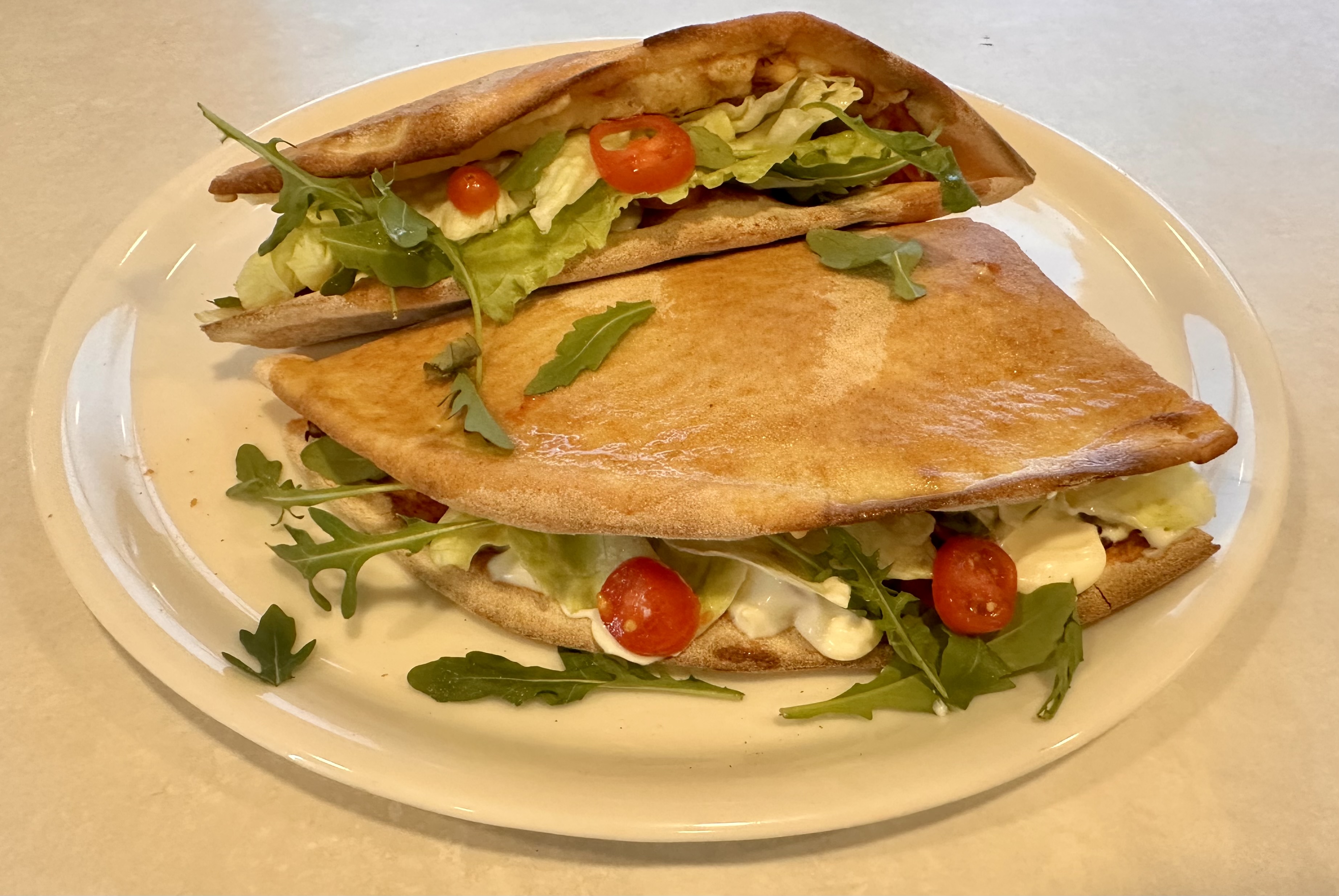 Okkatee Pitsa Kebabitasku